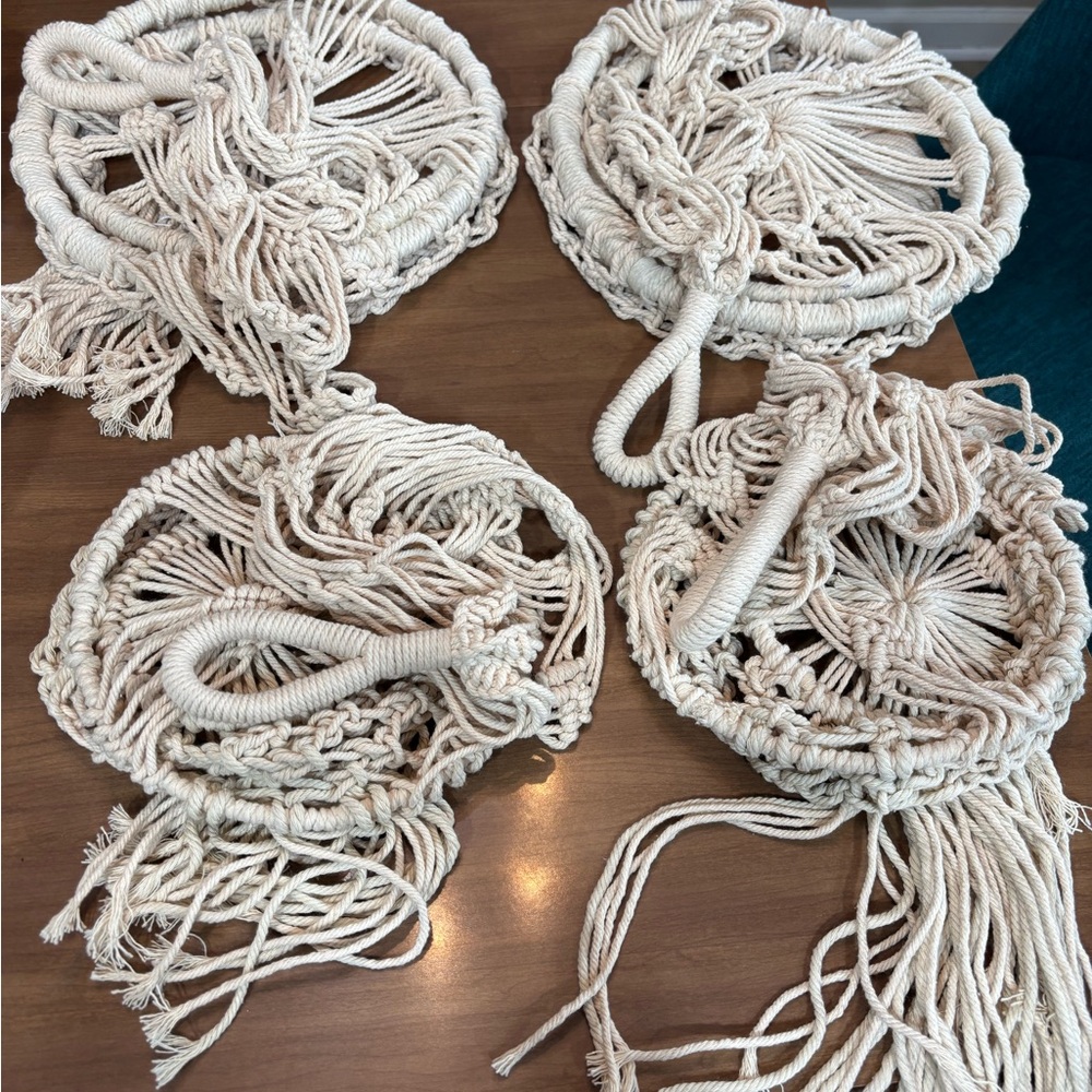 4 Macrame Plant Hangers - Cream